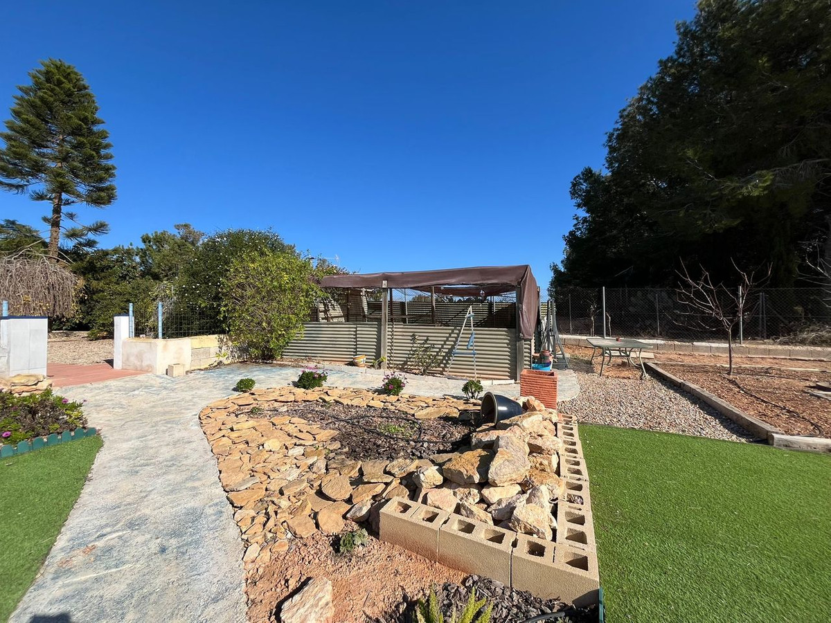 Se vende Villa - Chalet de 6 dormitorios en Costa Calida, Murcia, España