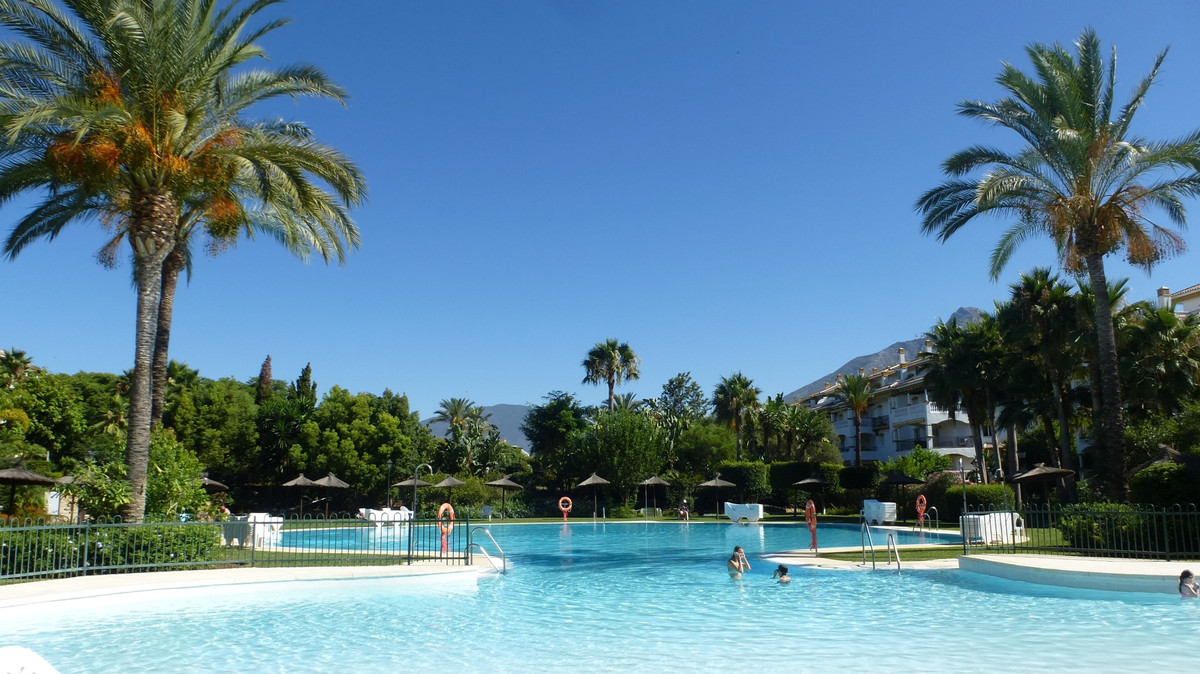 3 Bed Apartment for sale in Nueva Andalucía Costa Del Sol, Málaga, Spain
