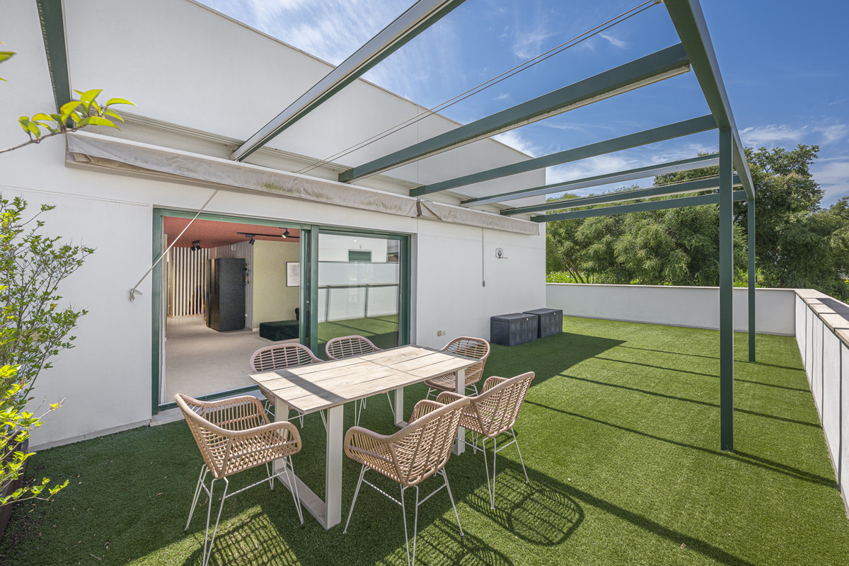 4 Bed Apartment for sale in Sotogrande Costa Del Sol, Cádiz, Spain