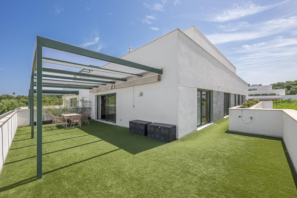 4 Bed Apartment for sale in Sotogrande Costa Del Sol, Cádiz, Spain