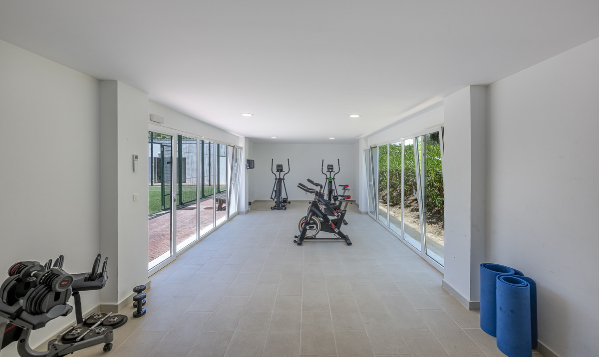 4 Bed Apartment for sale in Sotogrande Costa Del Sol, Cádiz, Spain