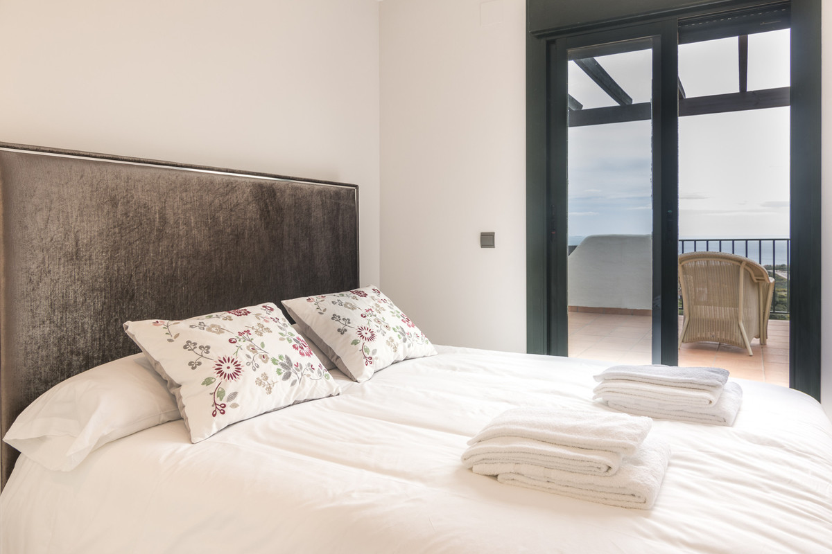 3 Bed Apartment for sale in Doña Julia Costa Del Sol, Málaga, Spain