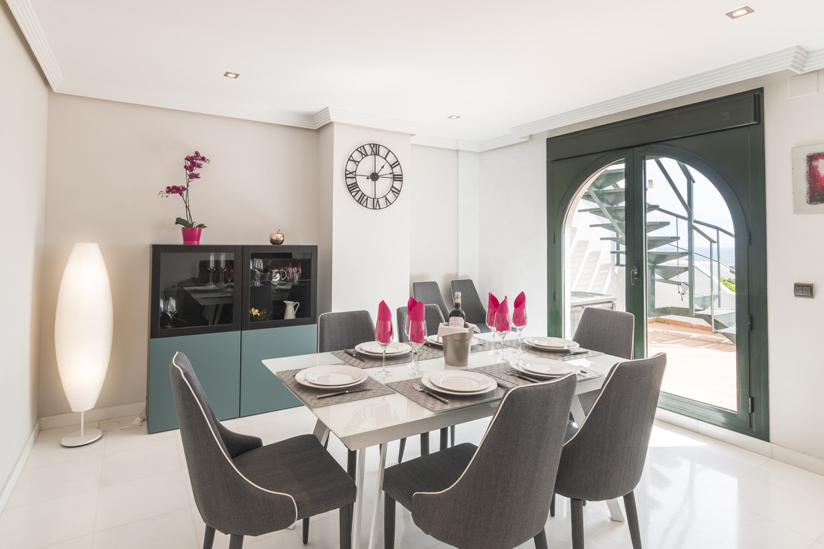 3 Bed Apartment for sale in Doña Julia Costa Del Sol, Málaga, Spain