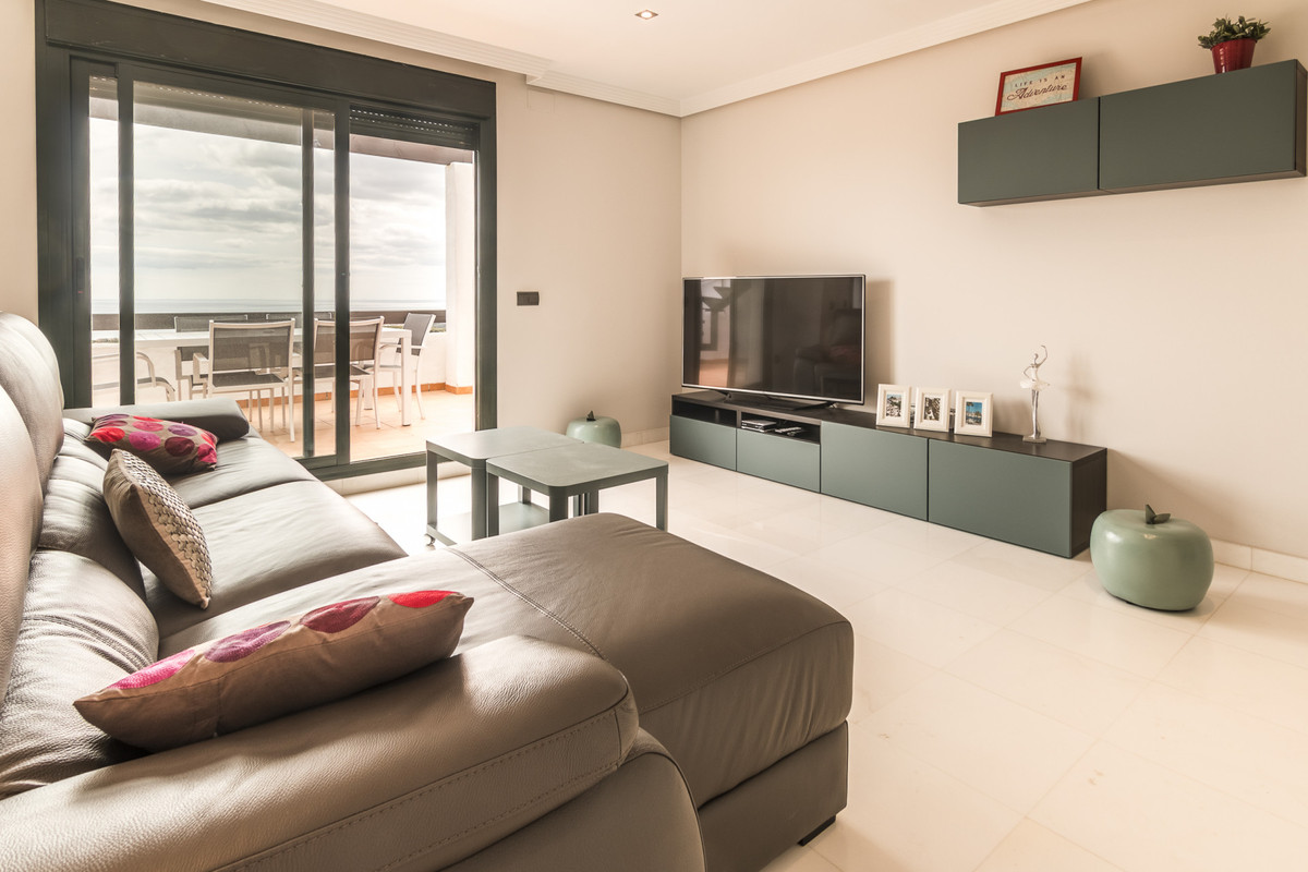 3 Bed Apartment for sale in Doña Julia Costa Del Sol, Málaga, Spain