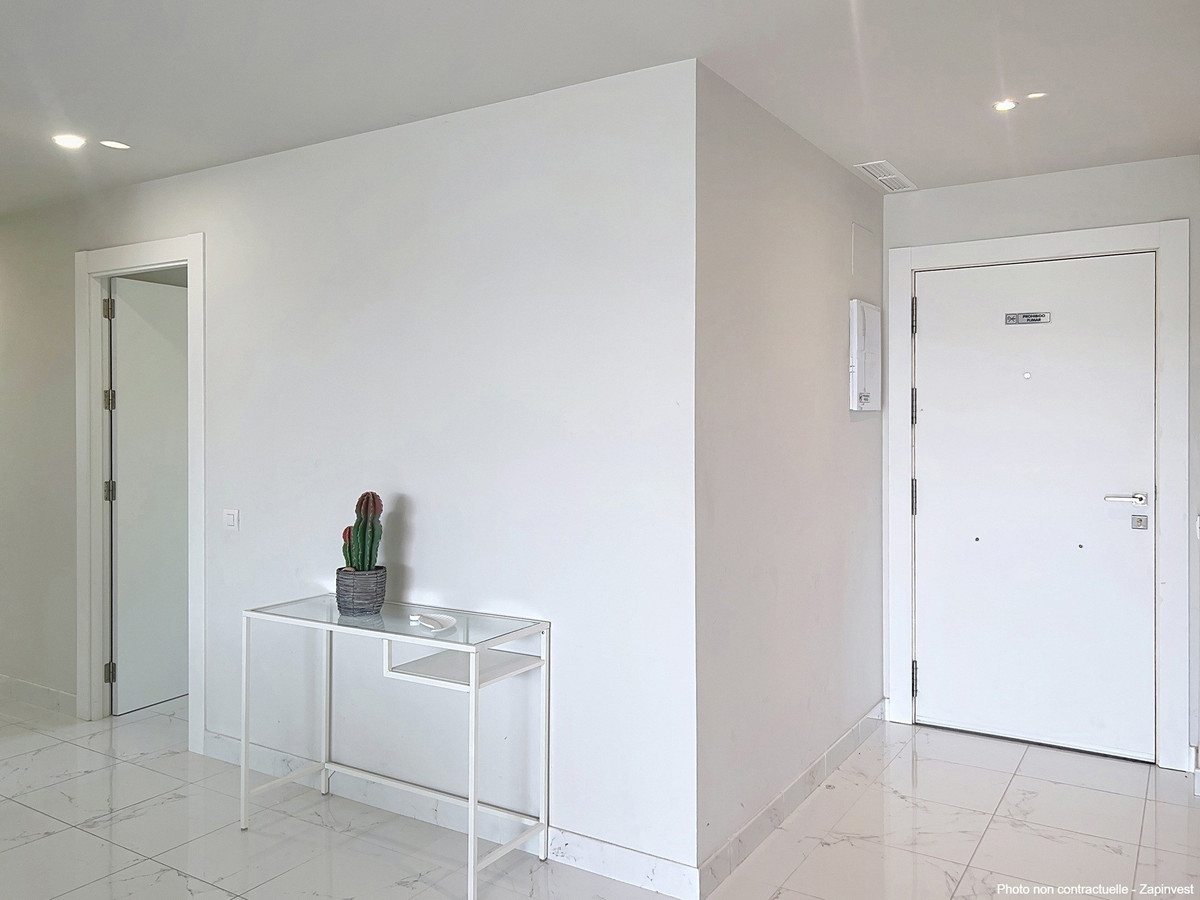 Se vende Apartamento Planta Baja de 3 dormitorios en Costa Del Sol, Málaga, España