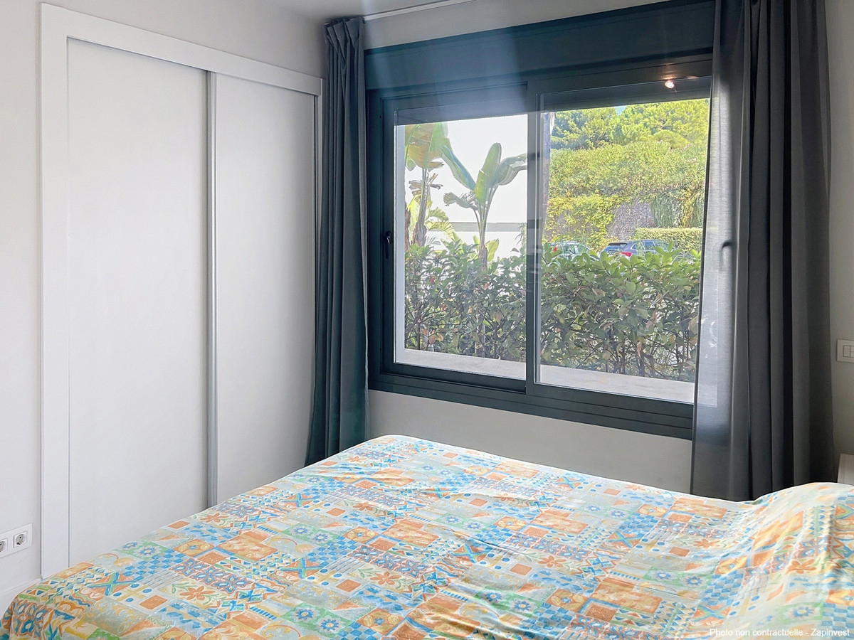 Se vende Apartamento Planta Baja de 3 dormitorios en Costa Del Sol, Málaga, España
