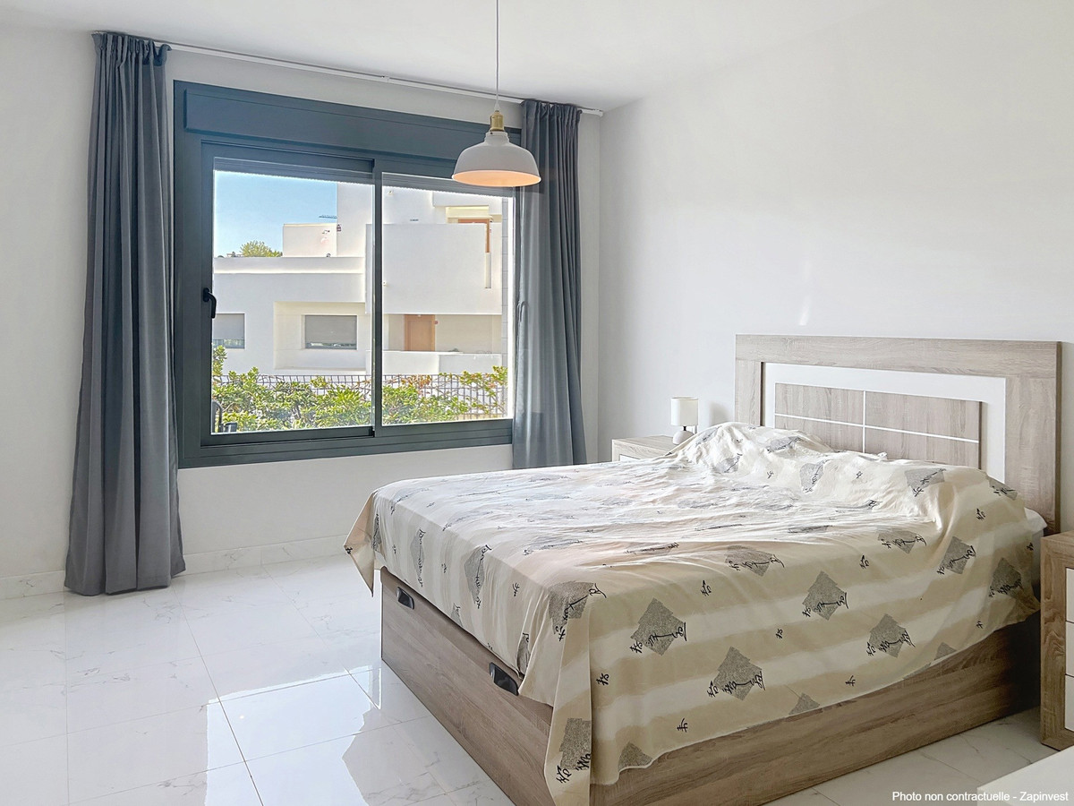 Se vende Apartamento Planta Baja de 3 dormitorios en Costa Del Sol, Málaga, España