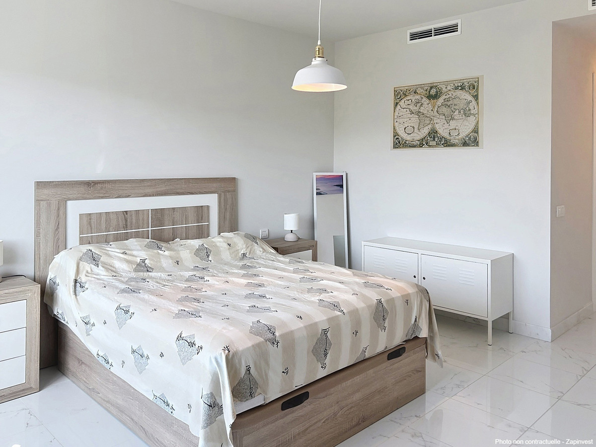 Se vende Apartamento Planta Baja de 3 dormitorios en Costa Del Sol, Málaga, España