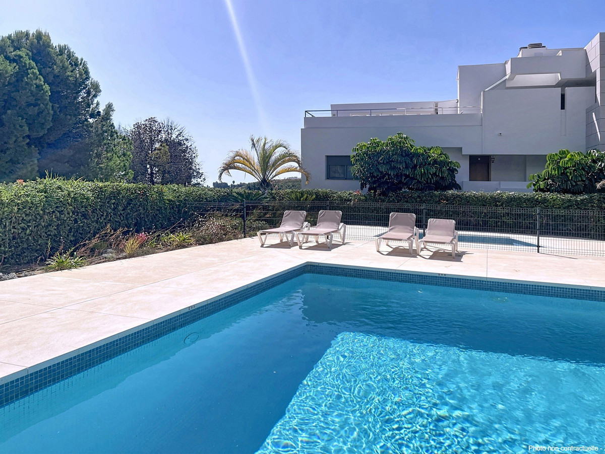 Se vende Apartamento Planta Baja de 3 dormitorios en Costa Del Sol, Málaga, España