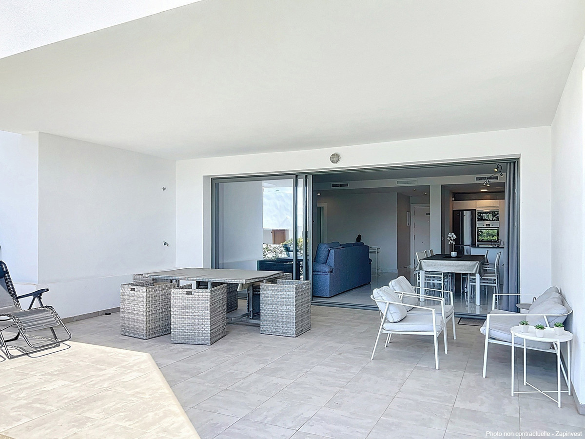 Se vende Apartamento Planta Baja de 3 dormitorios en Costa Del Sol, Málaga, España