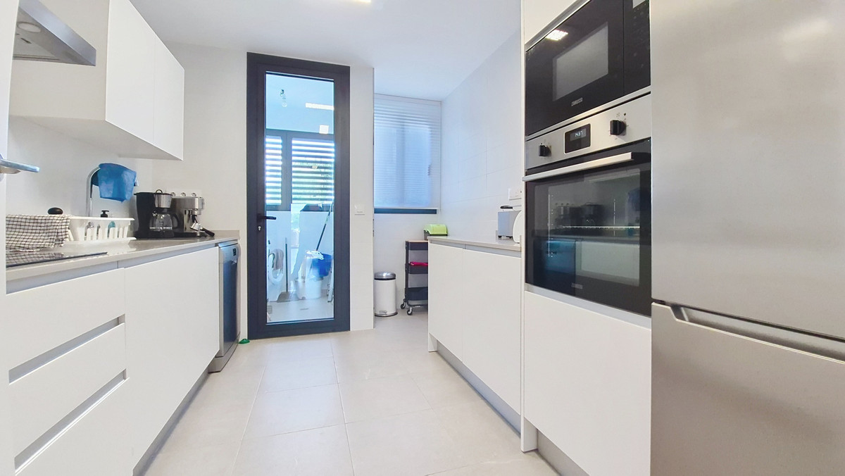 3 Bed Apartment for sale in Casares Costa Del Sol, Málaga, Spain