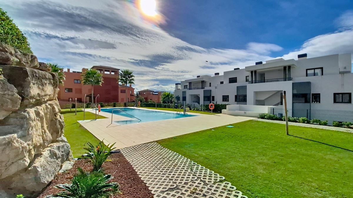 3 Bed Apartment for sale in Casares Costa Del Sol, Málaga, Spain