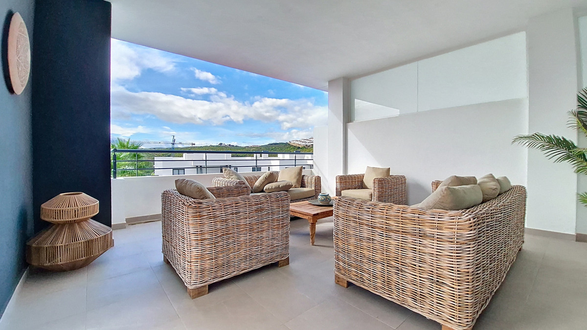 3 Bed Apartment for sale in Casares Costa Del Sol, Málaga, Spain