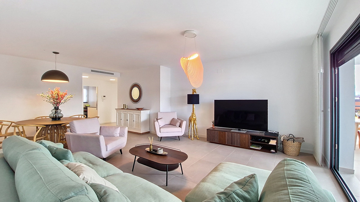 3 Bed Apartment for sale in Casares Costa Del Sol, Málaga, Spain