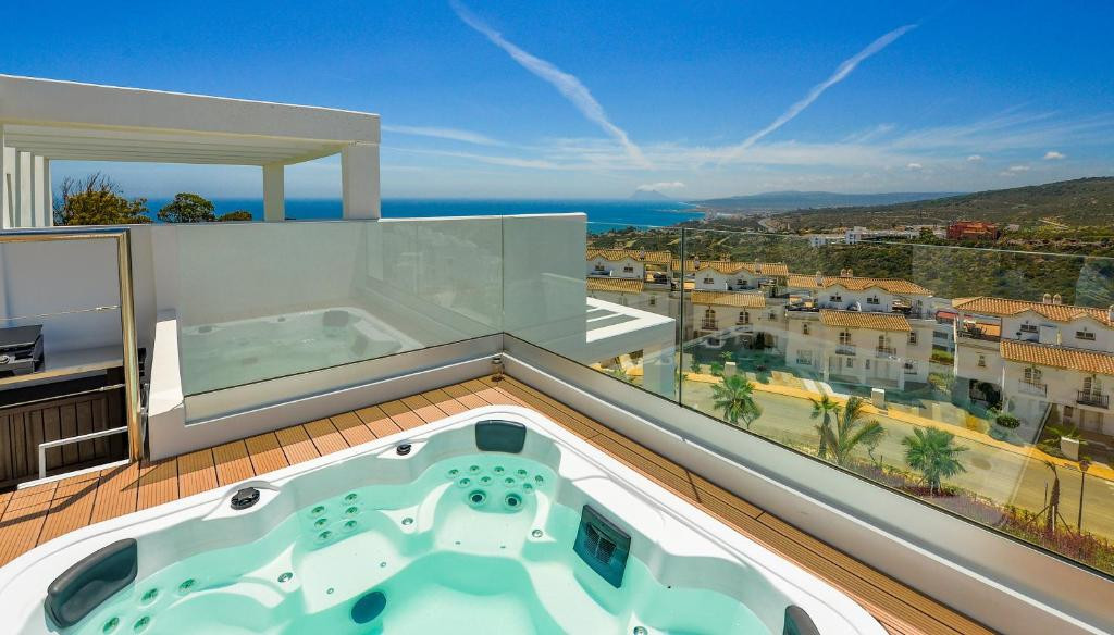 3 Bed Townhouse for sale in Manilva Costa Del Sol, Málaga, Spain