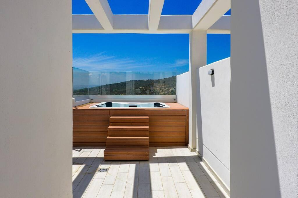 3 Bed Townhouse for sale in Manilva Costa Del Sol, Málaga, Spain