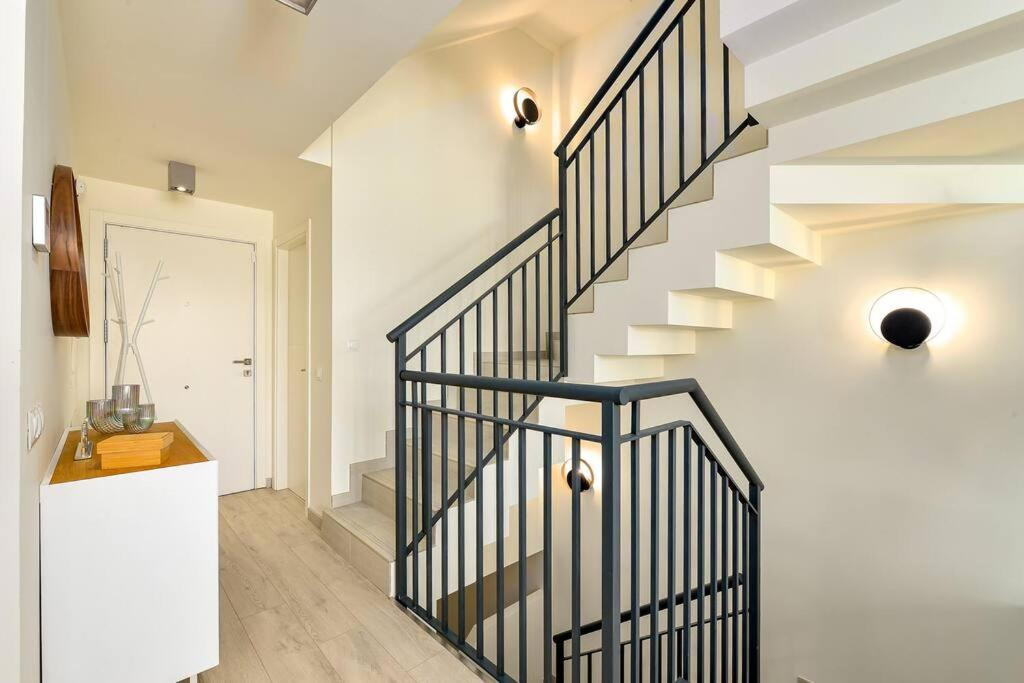 3 Bed Townhouse for sale in Manilva Costa Del Sol, Málaga, Spain