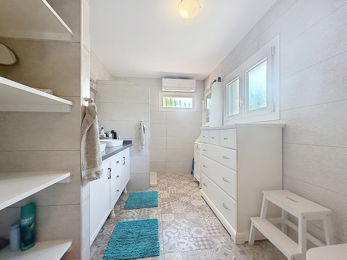 3 Bed Townhouse for sale in Manilva Costa Del Sol, Málaga, Spain