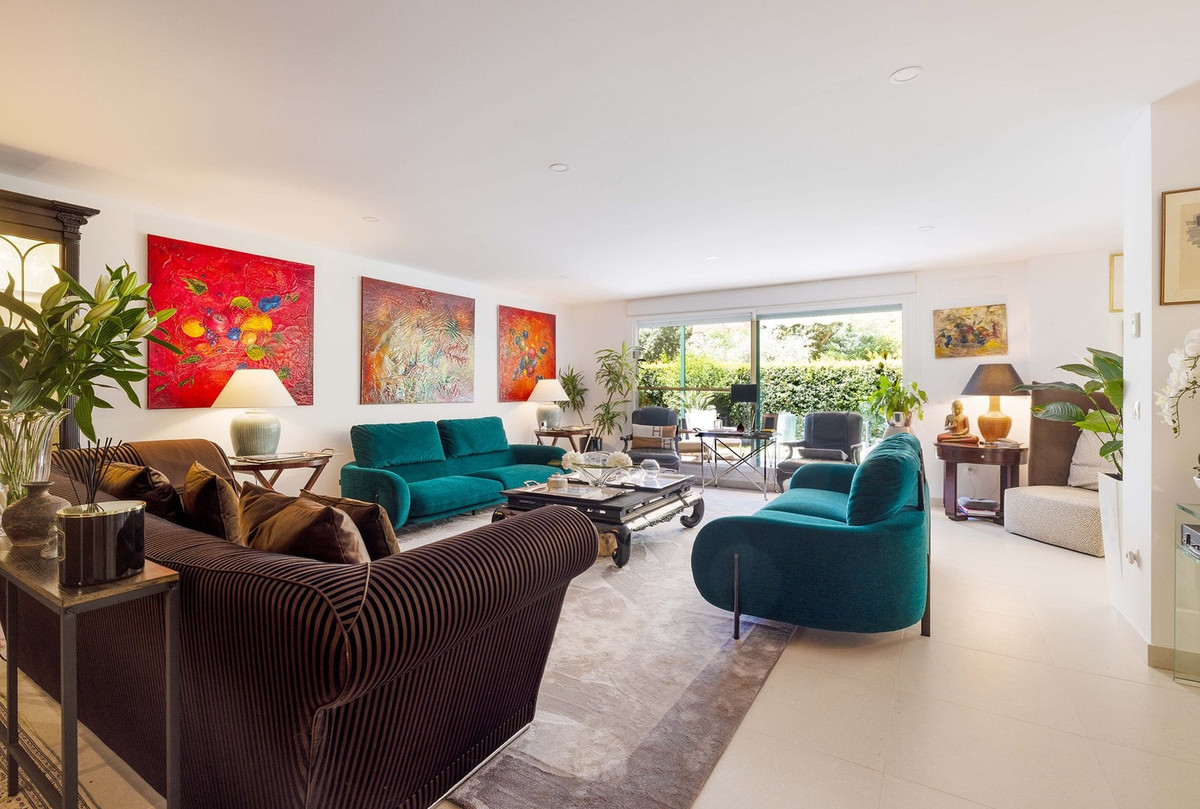 3 Bed Apartment for sale in Sotogrande Costa Del Sol, Cádiz, Spain