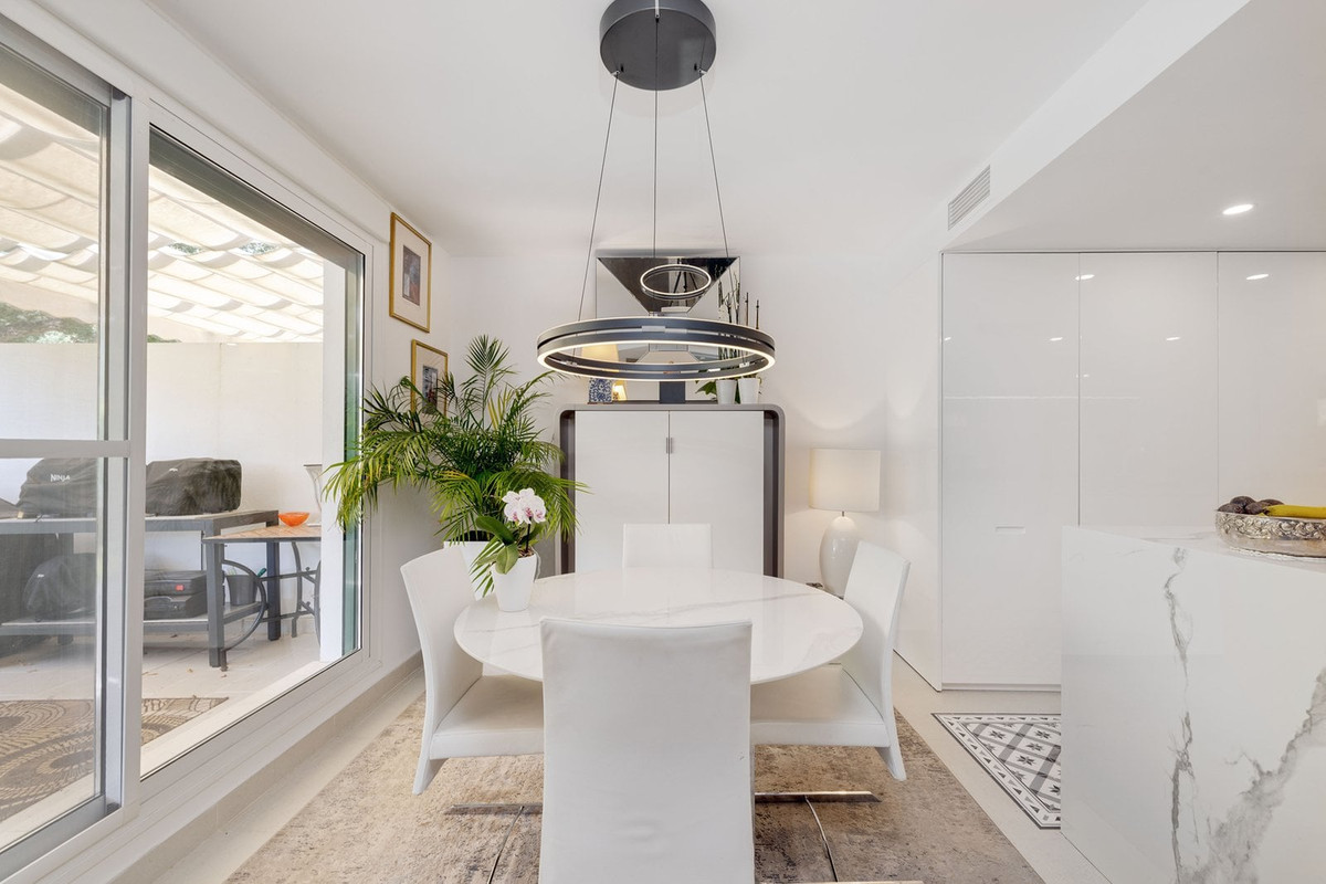 3 Bed Apartment for sale in Sotogrande Costa Del Sol, Cádiz, Spain