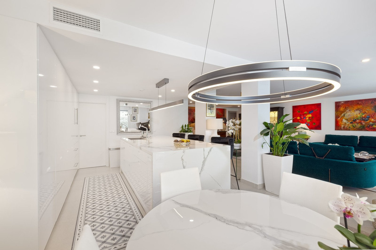 3 Bed Apartment for sale in Sotogrande Costa Del Sol, Cádiz, Spain