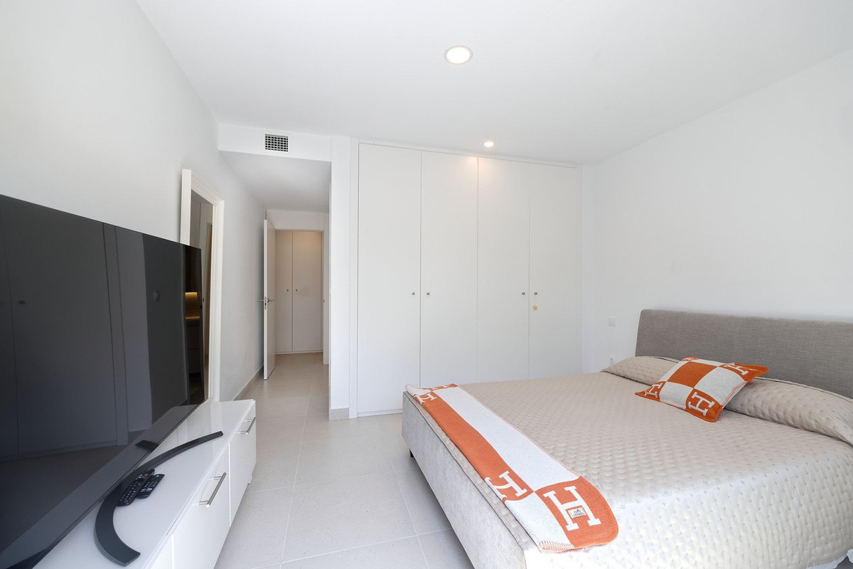 3 Bed Apartment for sale in Sotogrande Costa Del Sol, Cádiz, Spain