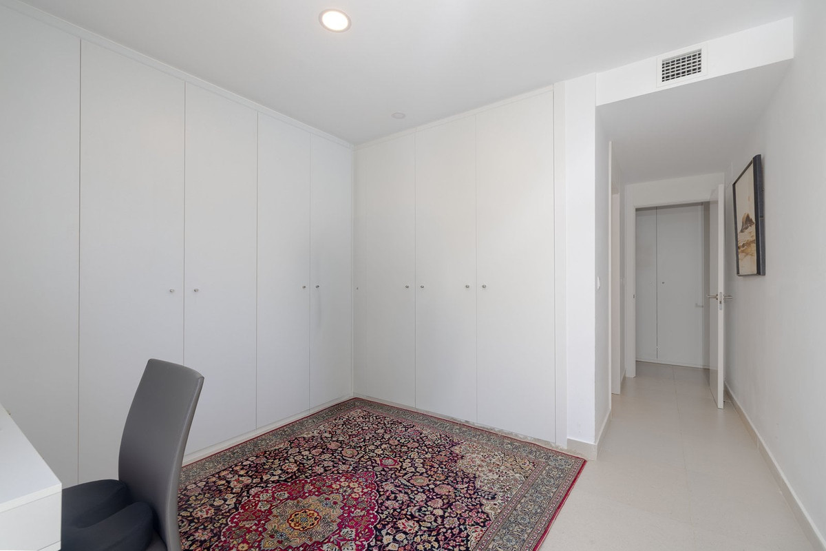 3 Bed Apartment for sale in Sotogrande Costa Del Sol, Cádiz, Spain