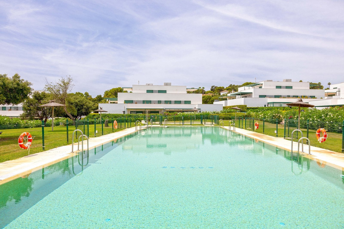 3 Bed Apartment for sale in Sotogrande Costa Del Sol, Cádiz, Spain