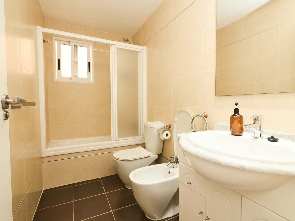 2 Bed Apartment for sale in Torrevieja Costa Blanca, Alicante, Spain