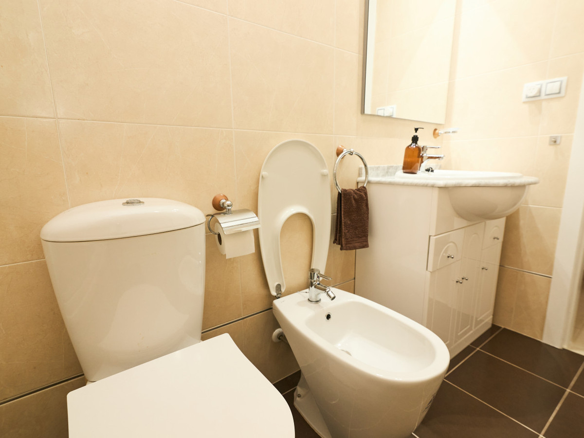 2 Bed Apartment for sale in Torrevieja Costa Blanca, Alicante, Spain