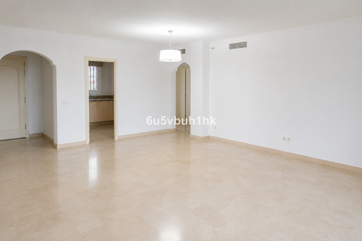 2 Bed Apartment for sale in Calahonda Costa Del Sol, Málaga, Spain