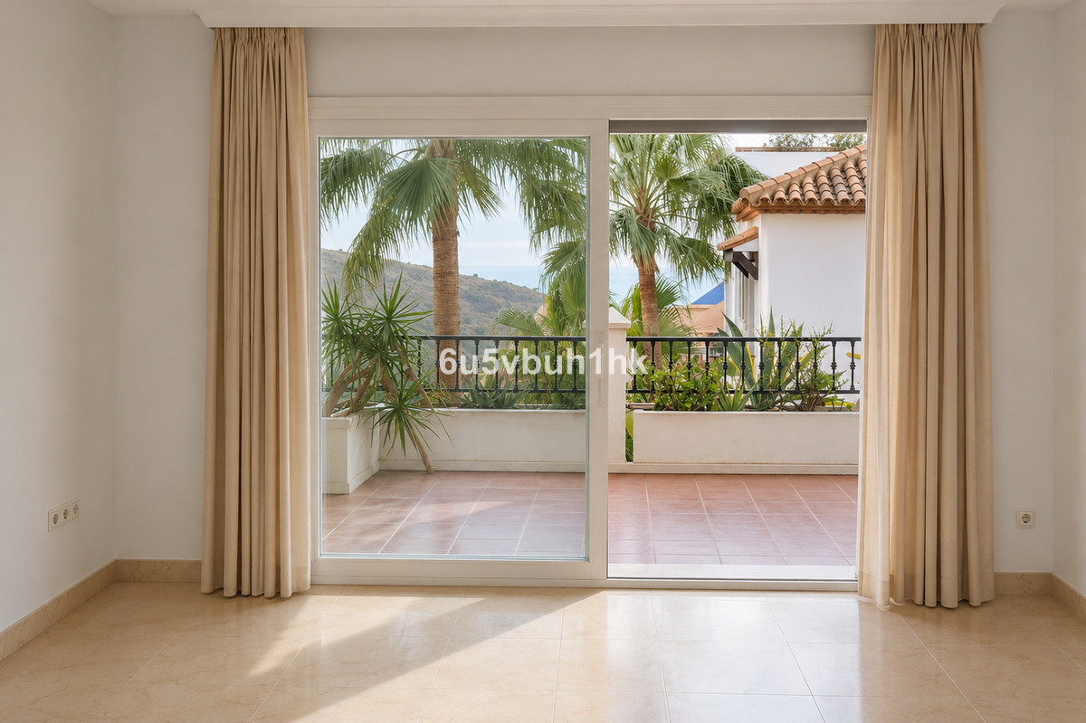 2 Bed Apartment for sale in Calahonda Costa Del Sol, Málaga, Spain