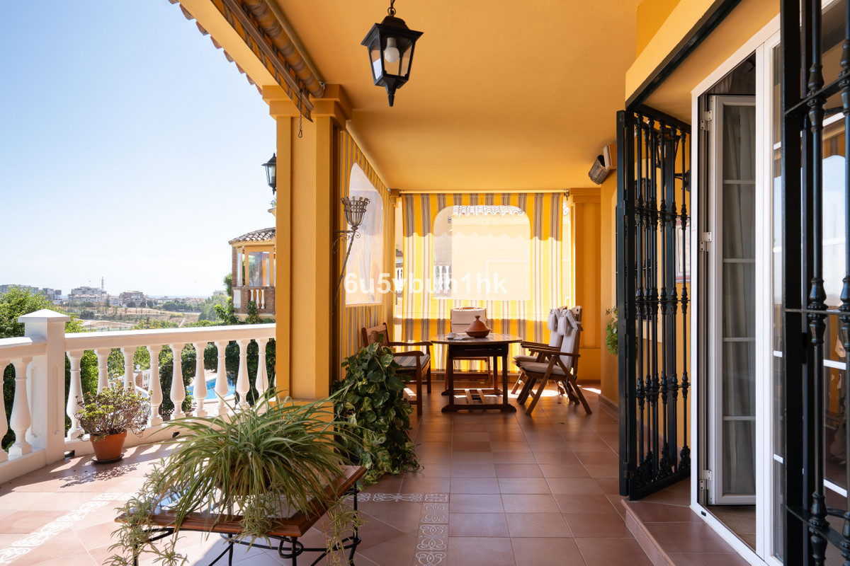5 Bed Townhouse for sale in El Coto Costa Del Sol, Málaga, Spain