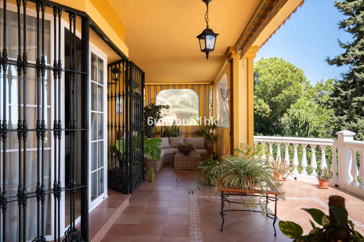 5 Bed Townhouse for sale in El Coto Costa Del Sol, Málaga, Spain