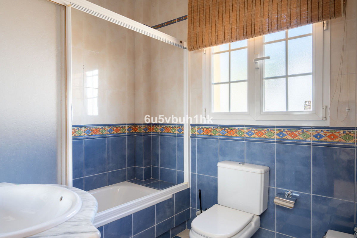 5 Bed Townhouse for sale in El Coto Costa Del Sol, Málaga, Spain
