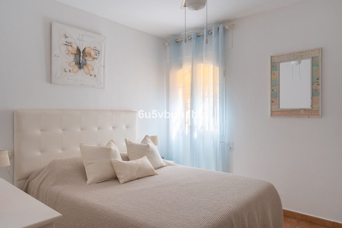 5 Bed Townhouse for sale in El Coto Costa Del Sol, Málaga, Spain