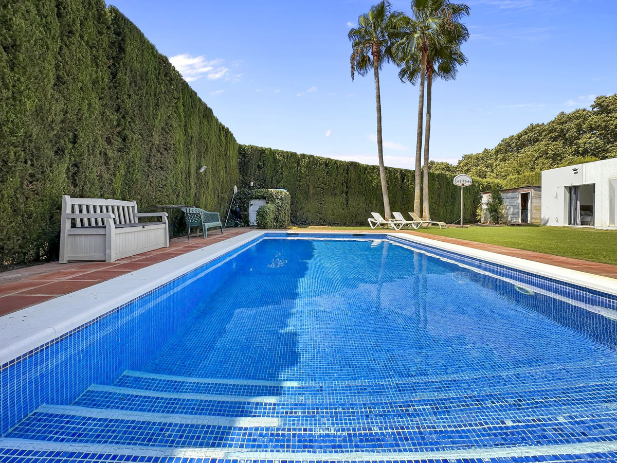 4 Bed Townhouse for sale in San Martín De Tesorillo Costa Del Sol, Cádiz, Spain