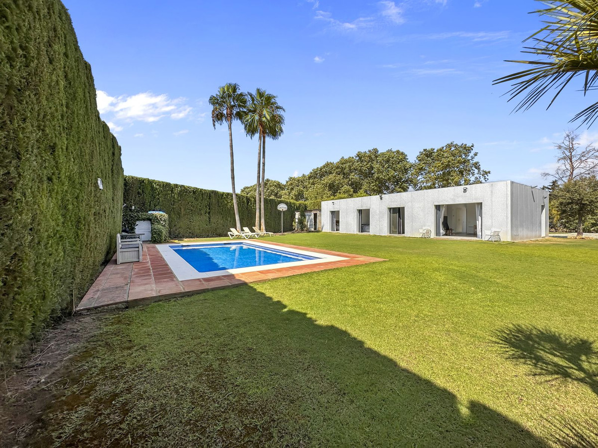 4 Bed Townhouse for sale in San Martín De Tesorillo Costa Del Sol, Cádiz, Spain