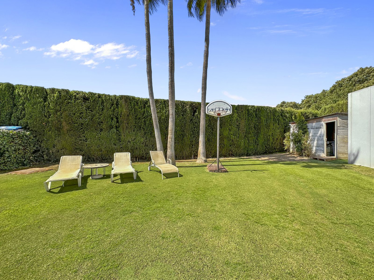 4 Bed Townhouse for sale in San Martín De Tesorillo Costa Del Sol, Cádiz, Spain