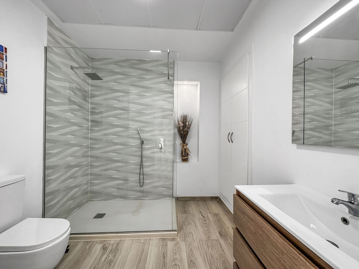 4 Bed Townhouse for sale in San Martín De Tesorillo Costa Del Sol, Cádiz, Spain