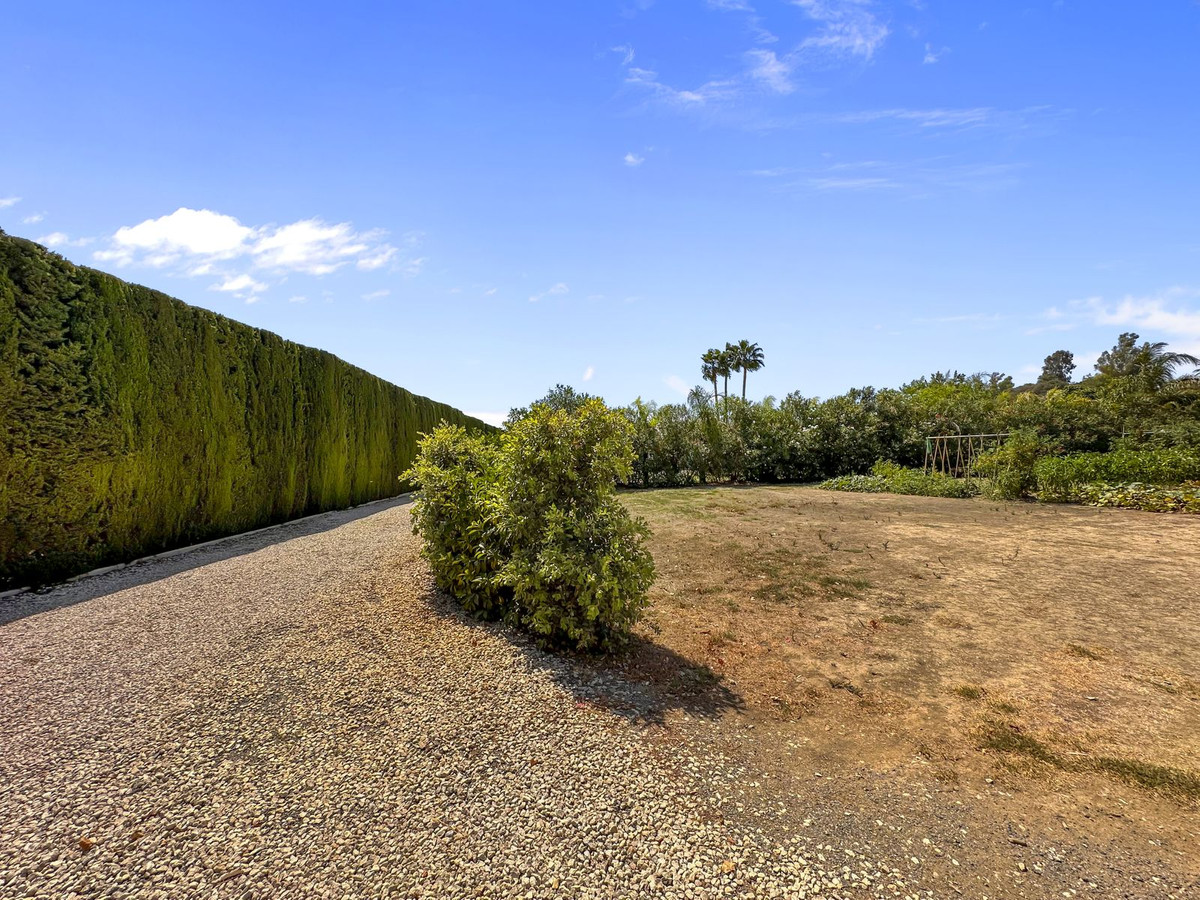 4 Bed Townhouse for sale in San Martín De Tesorillo Costa Del Sol, Cádiz, Spain