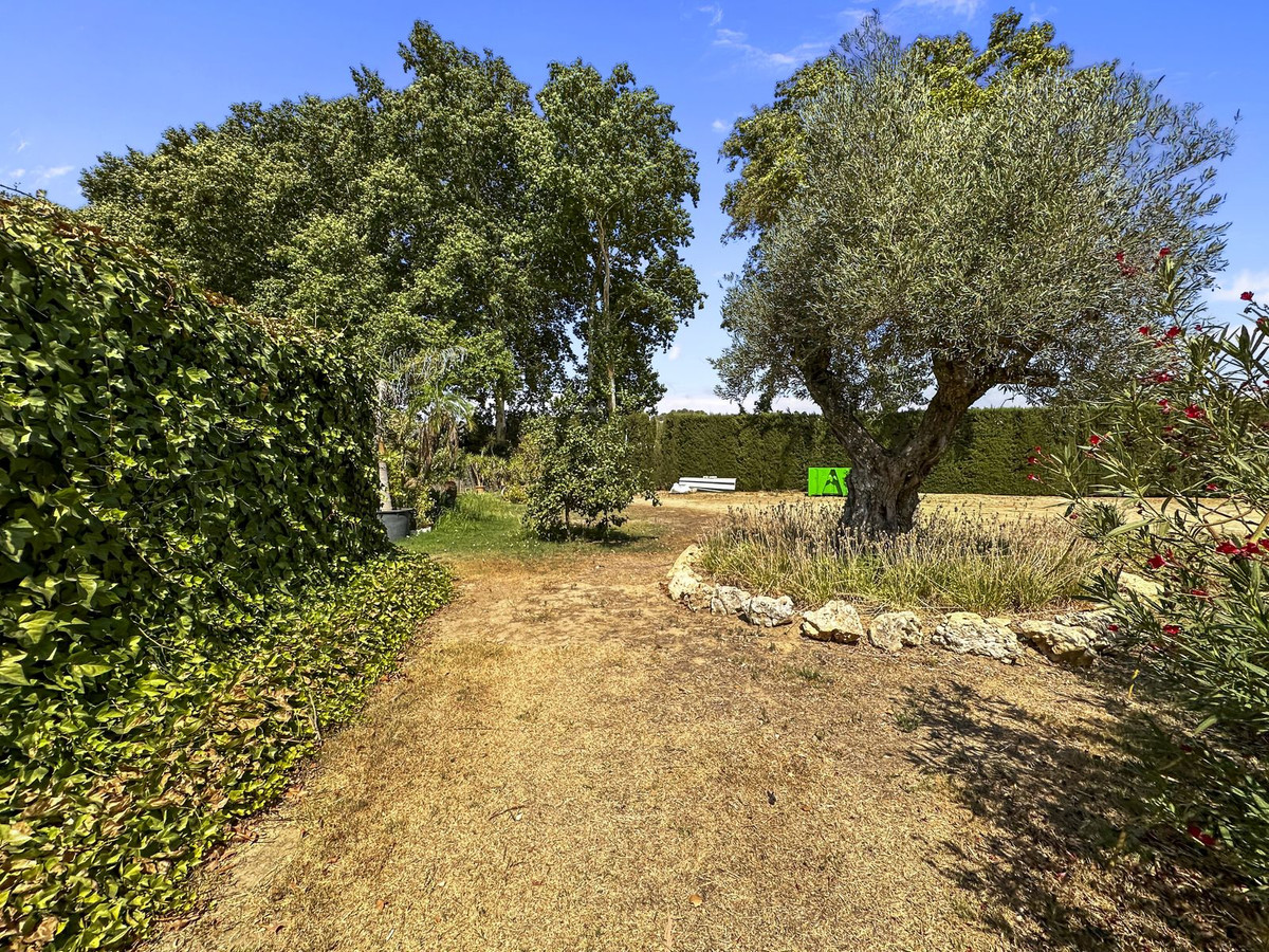 4 Bed Townhouse for sale in San Martín De Tesorillo Costa Del Sol, Cádiz, Spain