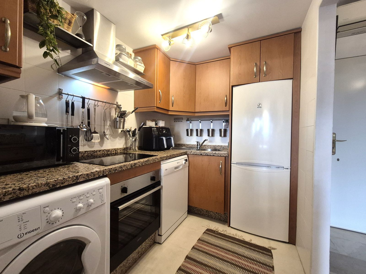 3 Bed Apartment for sale in Manilva Costa Del Sol, Málaga, Spain