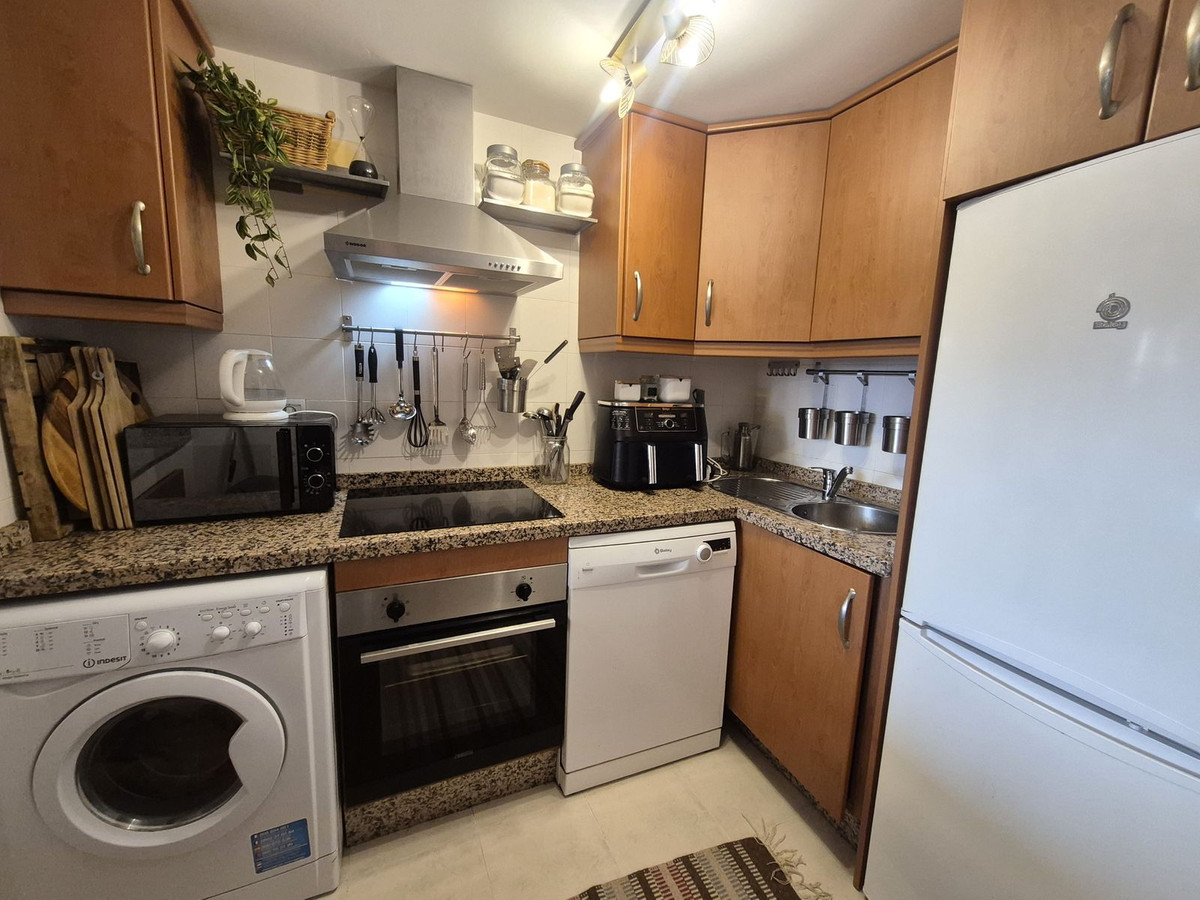 3 Bed Apartment for sale in Manilva Costa Del Sol, Málaga, Spain