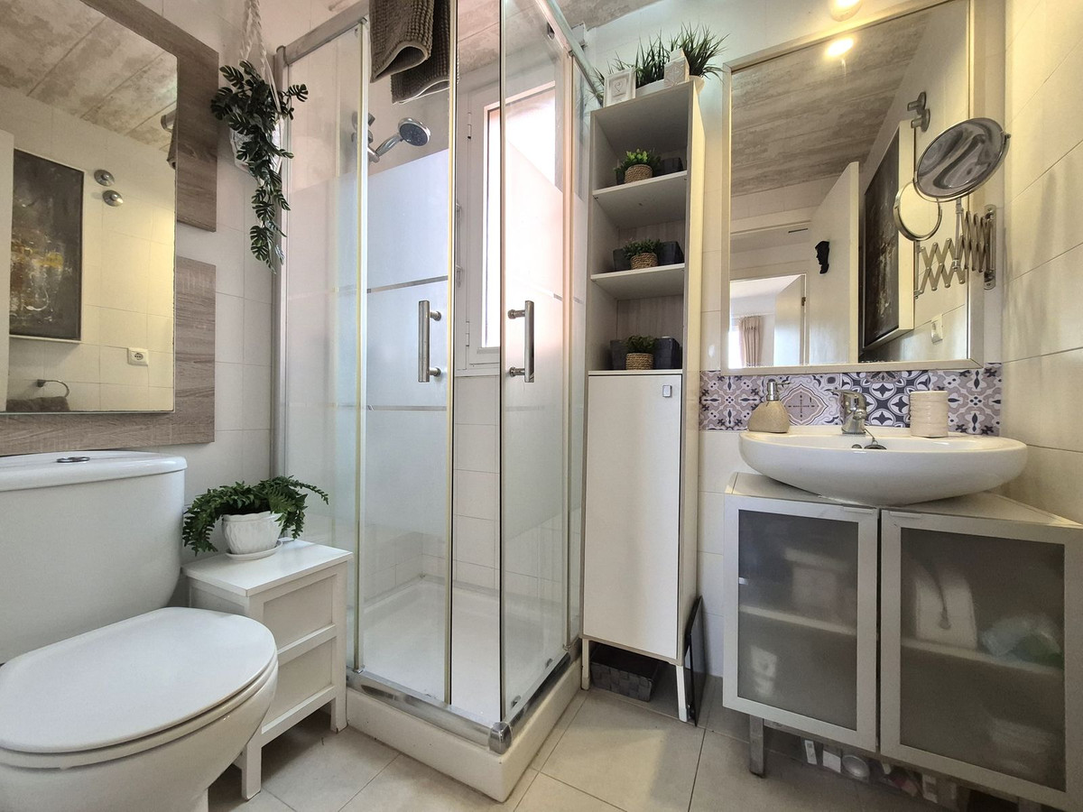 3 Bed Apartment for sale in Manilva Costa Del Sol, Málaga, Spain