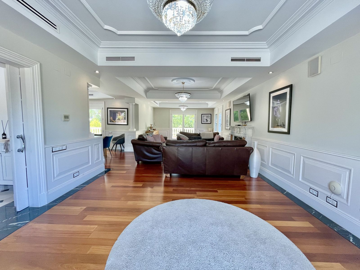 6 Bed Townhouse for sale in Alicante Costa Blanca, Alicante, Spain