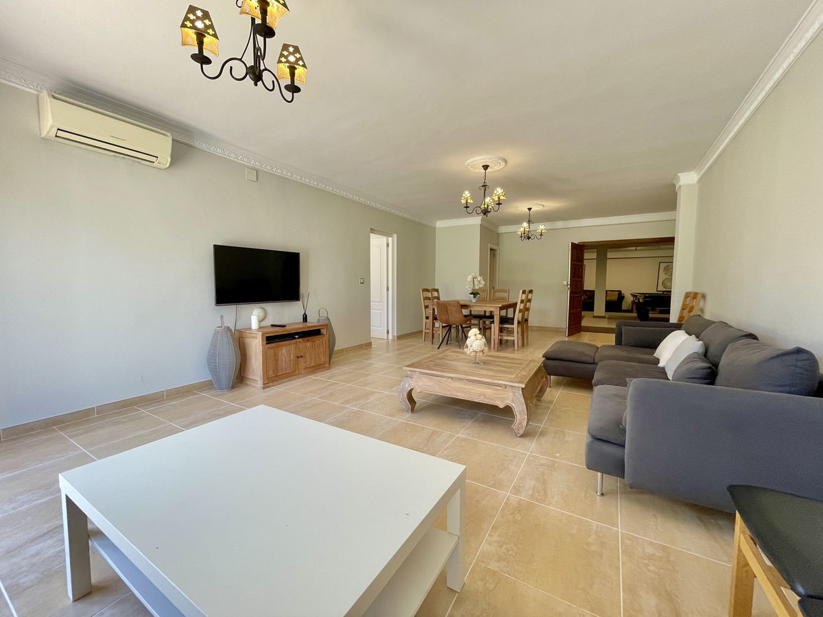 6 Bed Townhouse for sale in Alicante Costa Blanca, Alicante, Spain