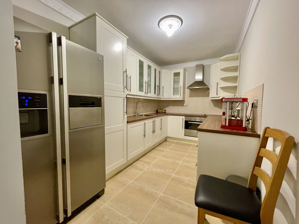6 Bed Townhouse for sale in Alicante Costa Blanca, Alicante, Spain