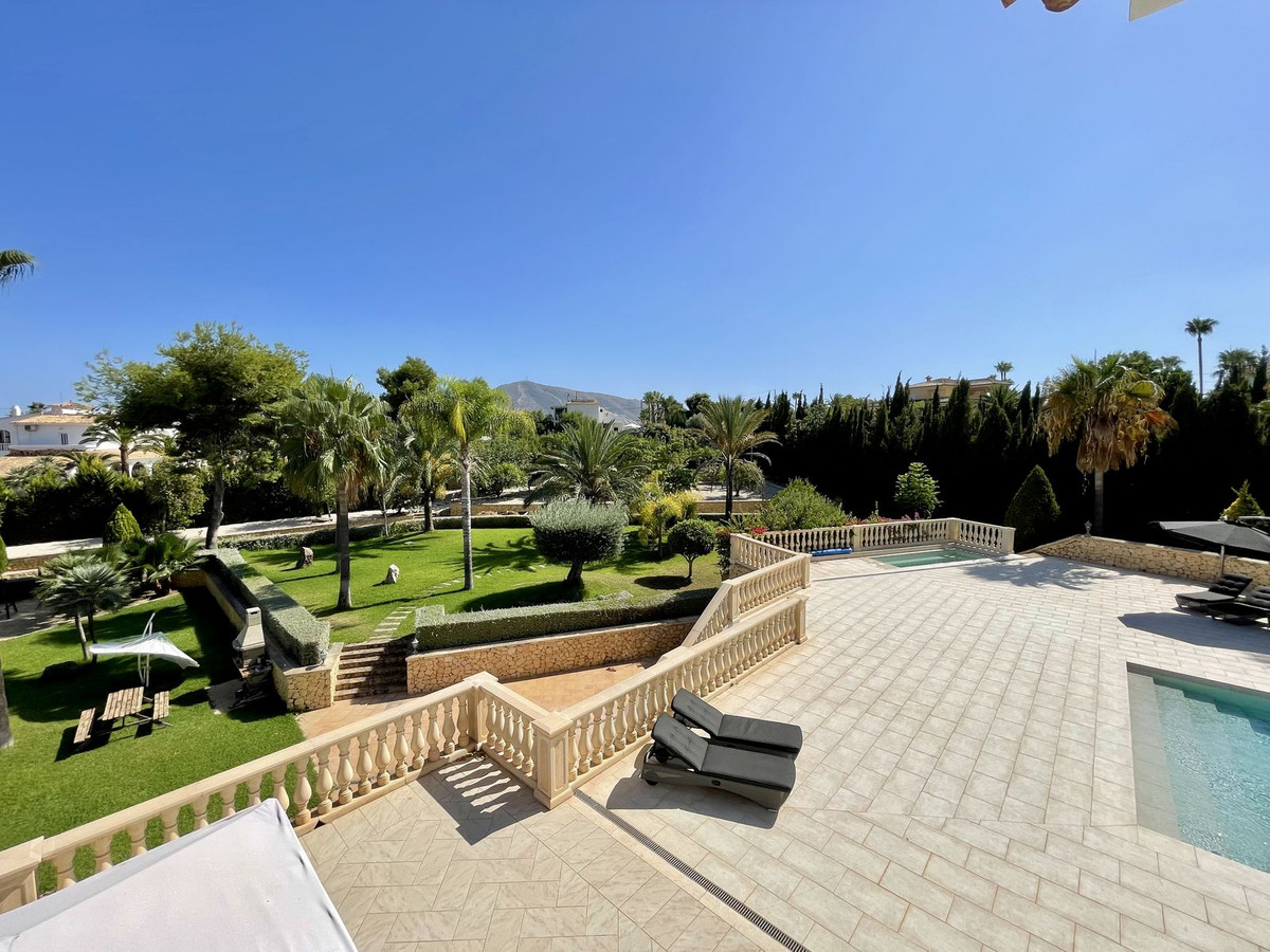 6 Bed Townhouse for sale in Alicante Costa Blanca, Alicante, Spain