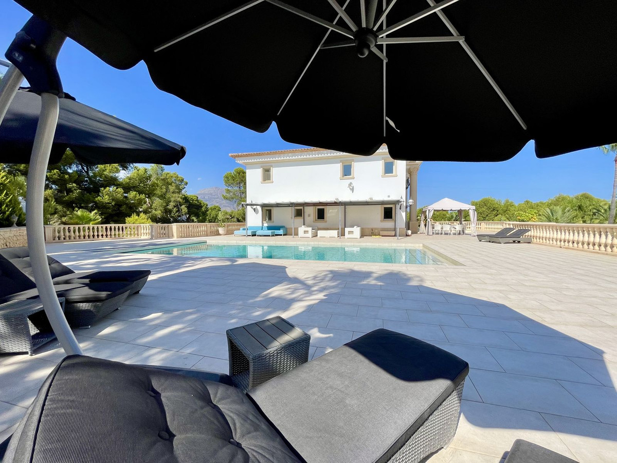 6 Bed Townhouse for sale in Alicante Costa Blanca, Alicante, Spain